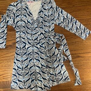 Lilly romper size small like new condition